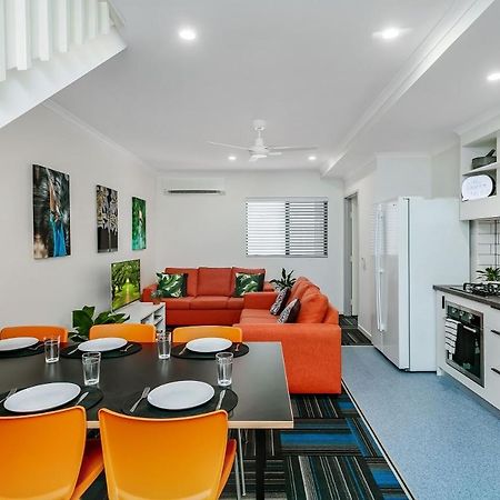 Mihaven Shared Living - Pembroke St Hostel Cairns Exterior foto