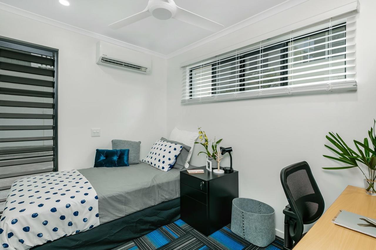 Mihaven Shared Living - Pembroke St Hostel Cairns Exterior foto