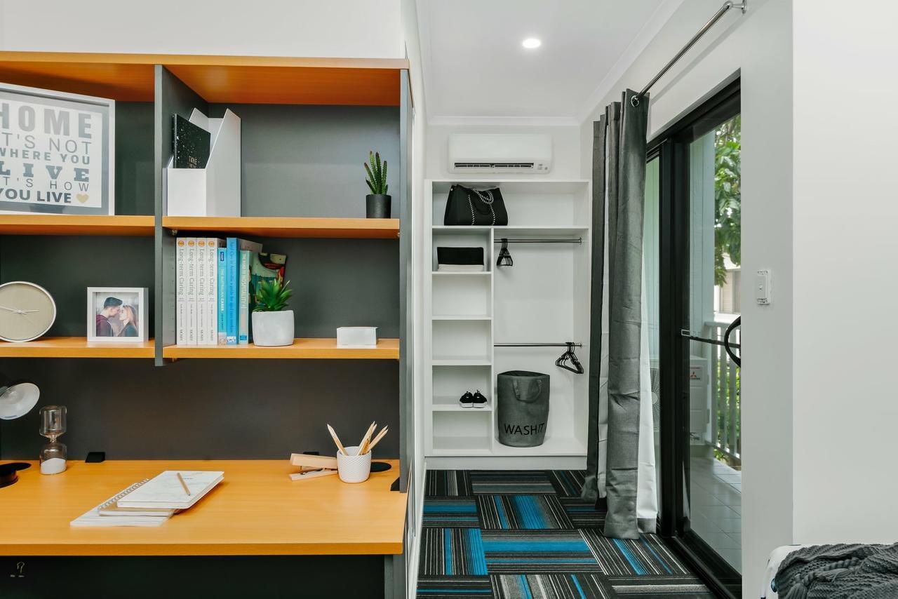 Mihaven Shared Living - Pembroke St Hostel Cairns Exterior foto