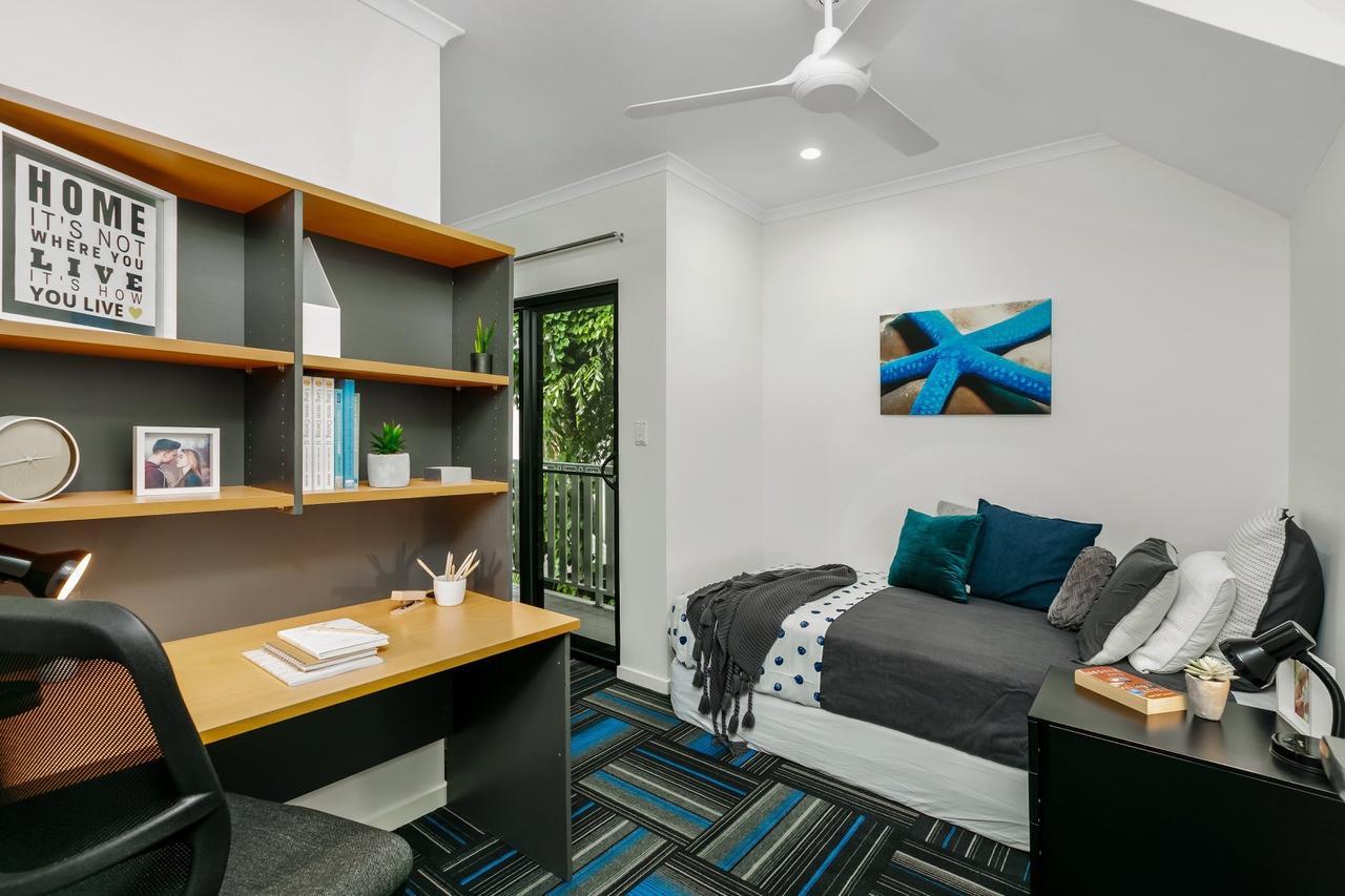 Mihaven Shared Living - Pembroke St Hostel Cairns Exterior foto